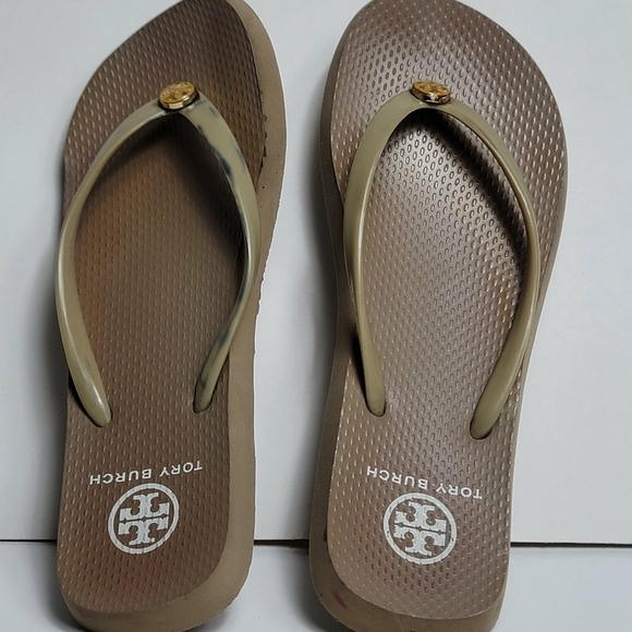 Tory Burch Women's Orange Flip Flop Sandals Size 5 Casual Summer - Picture 3 of 7